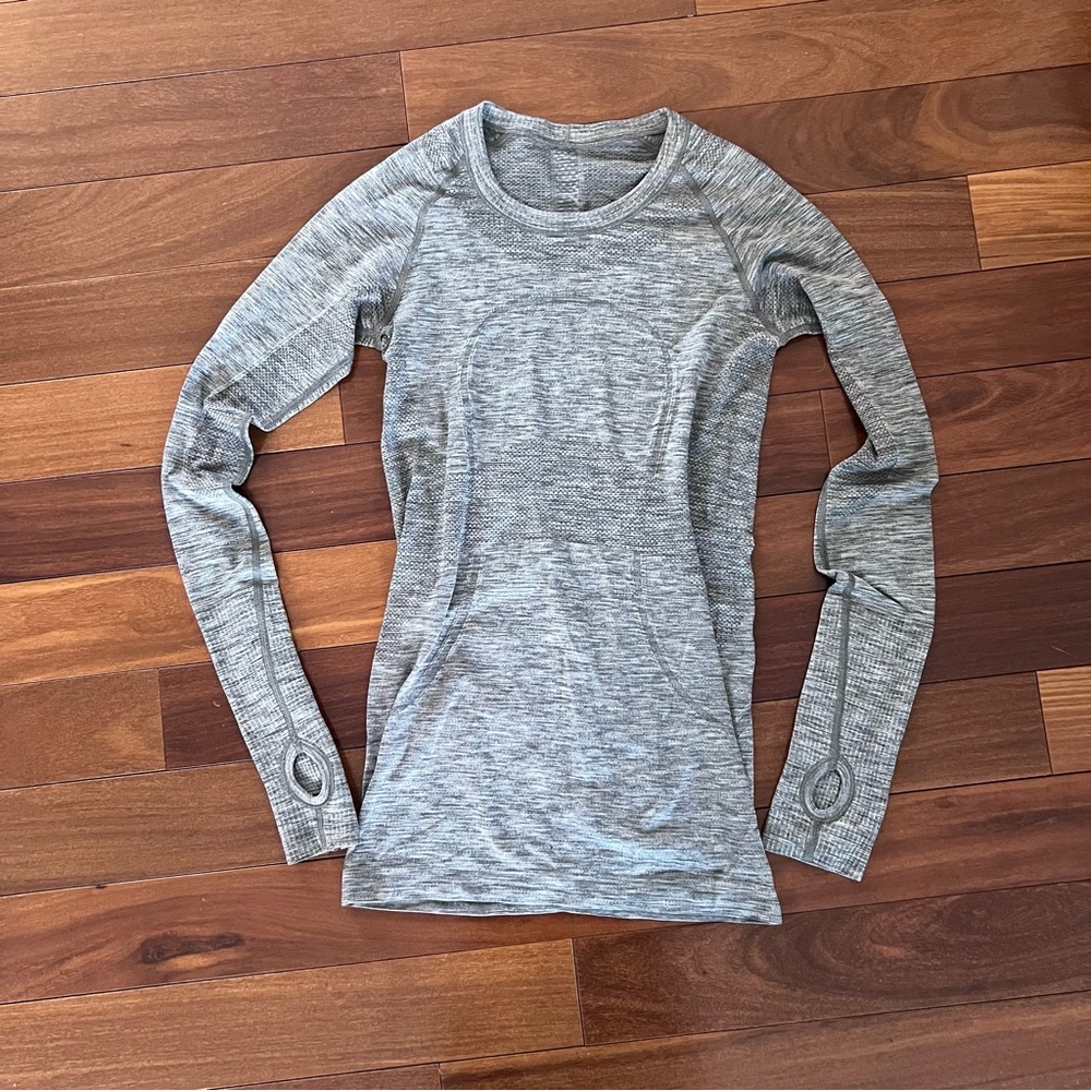 lululemon athletica Gray Swiftly Tech Long Sleeve Top
